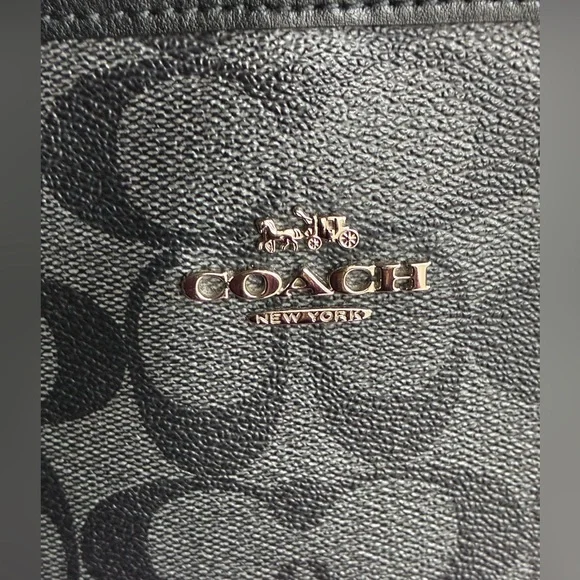 COACH Shoulder Bag,Coach Black Signature Shoulder Bag - Picture 5 of 16